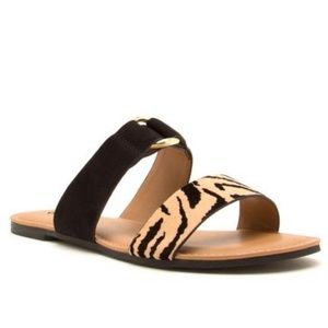 New Black Gold Tiger Print Slide Sandals